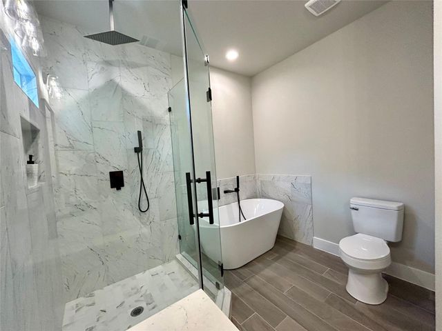 115 W Pauwela LN, Bastrop, TX 78602