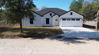 115 W Pauwela LN, Bastrop, TX 78602