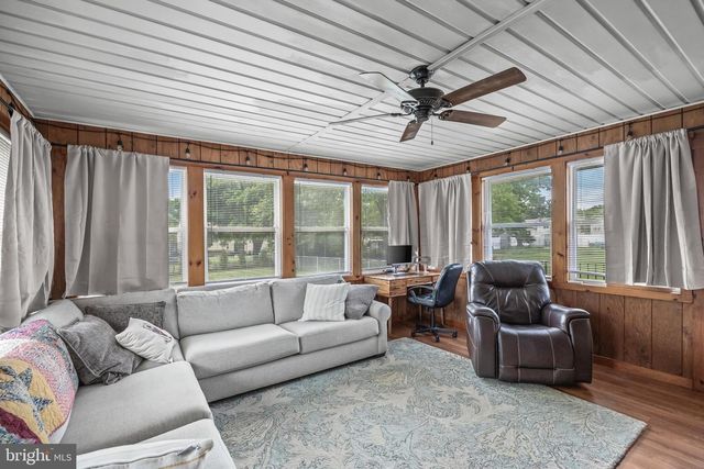 701 WILLOW DR, Cinnaminson, NJ 08077