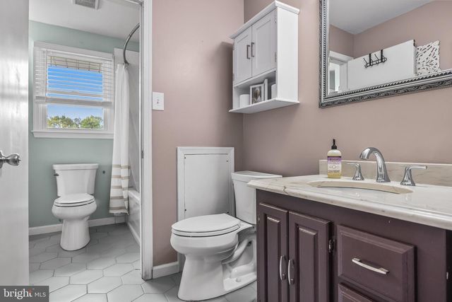 701 WILLOW DR, Cinnaminson, NJ 08077