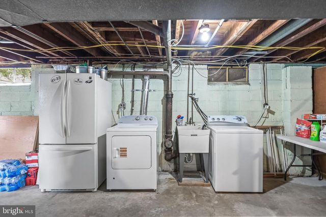 701 WILLOW DR, Cinnaminson, NJ 08077