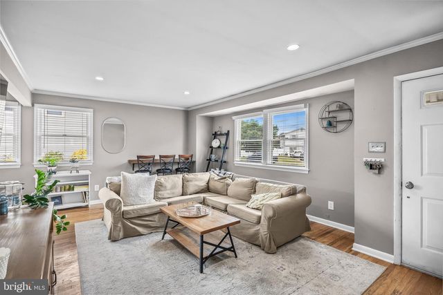 701 WILLOW DR, Cinnaminson, NJ 08077