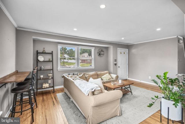 701 WILLOW DR, Cinnaminson, NJ 08077