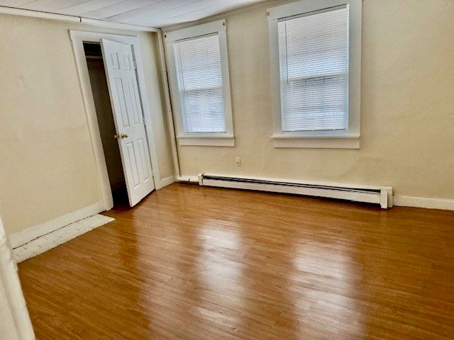 277 E Merrimack St 1, Lowell, MA 01852