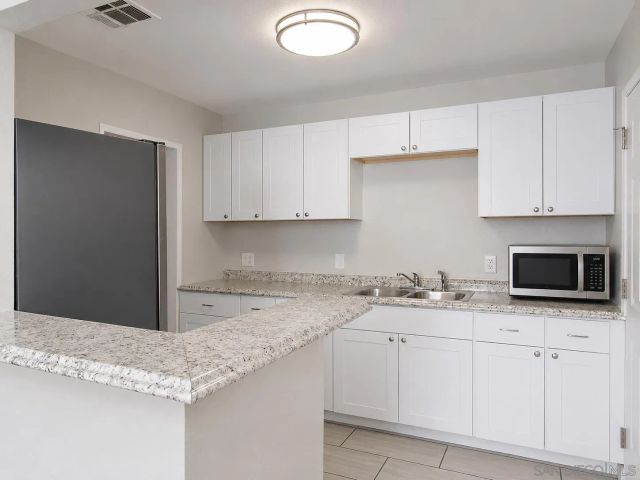 6430 University Ave, San Diego, CA 92115