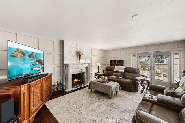 996 W Northwood Ave, Brea, CA 92821
