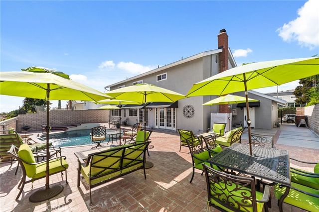 996 W Northwood Ave, Brea, CA 92821
