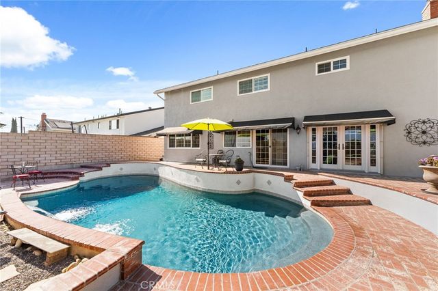 996 W Northwood Ave, Brea, CA 92821