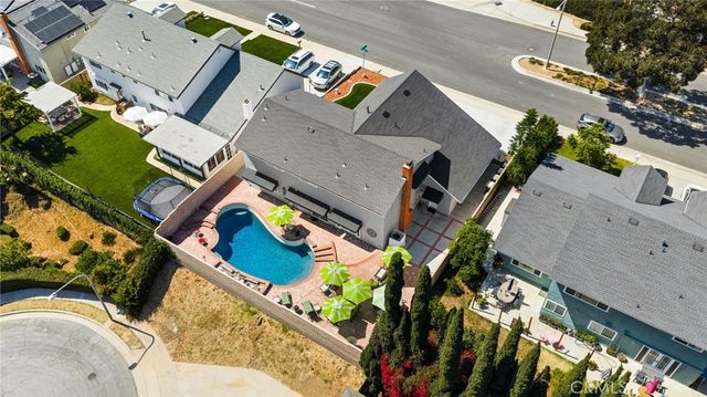 996 W Northwood Ave, Brea, CA 92821