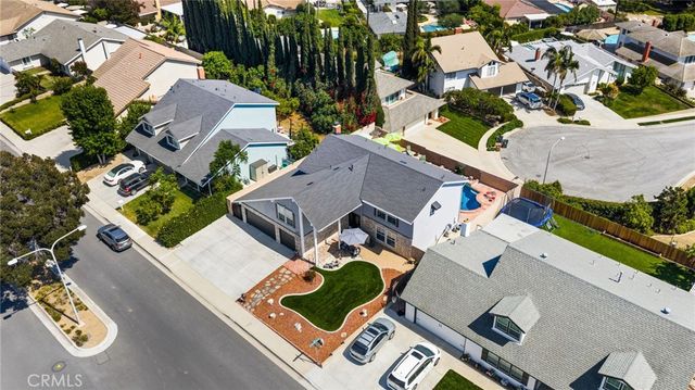 996 W Northwood Ave, Brea, CA 92821