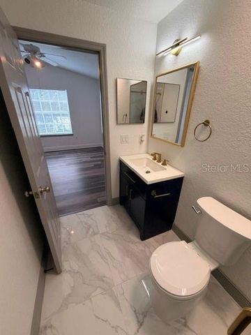 877 GRAND REGENCY POINT 200, Altamonte Springs, FL 32714
