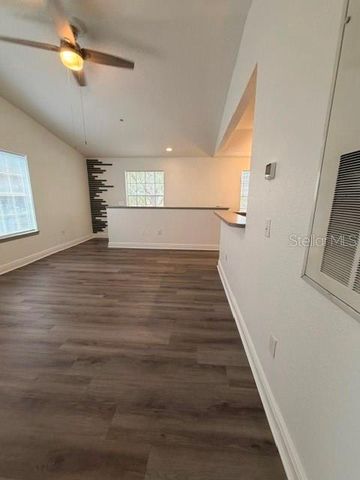 877 GRAND REGENCY POINT 200, Altamonte Springs, FL 32714