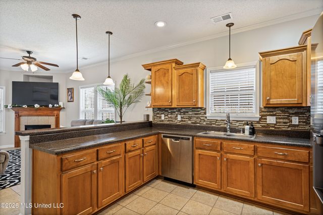 4456 Stone Cross Drive, Olive Branch, MS 38654