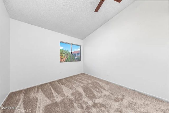 37450 Yorkshire, Palmdale, CA 93550
