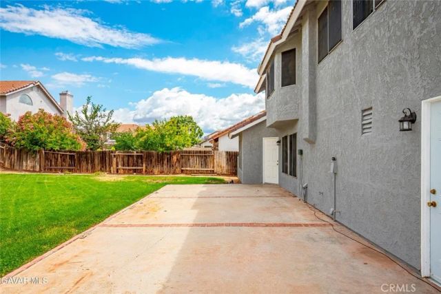 37450 Yorkshire, Palmdale, CA 93550