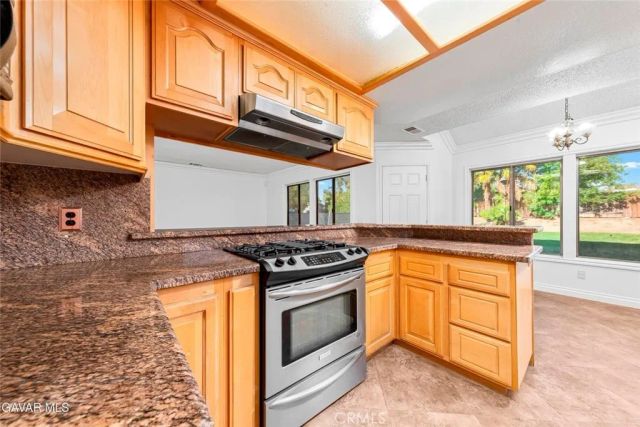 37450 Yorkshire, Palmdale, CA 93550