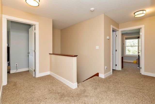 3880 Rose Glen, Waukee, IA 50263