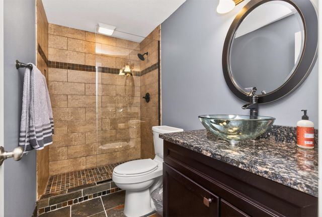 3880 Rose Glen, Waukee, IA 50263