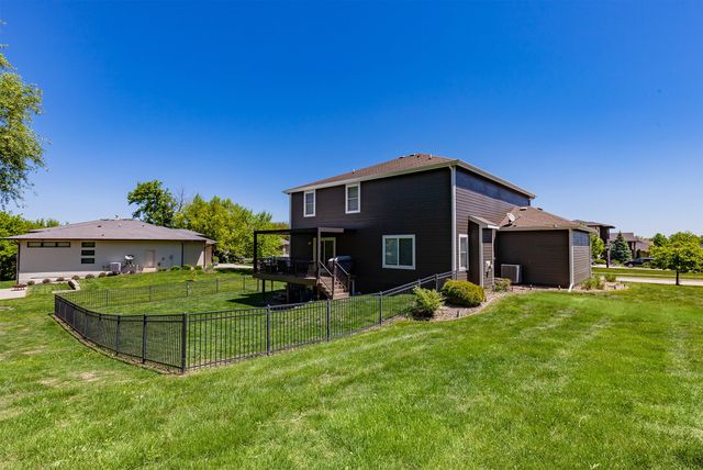 3880 Rose Glen, Waukee, IA 50263