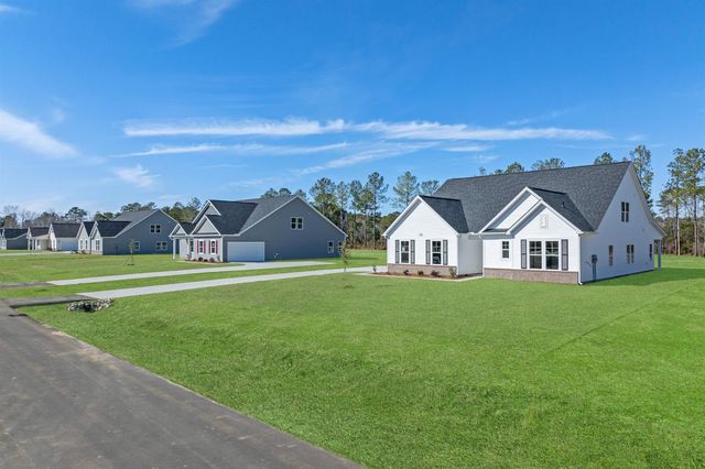 148 Furnies Place, Loris, SC 29569