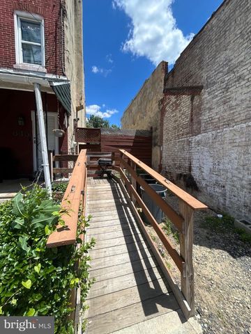 845 N HOLLY ST, Philadelphia, PA 19104