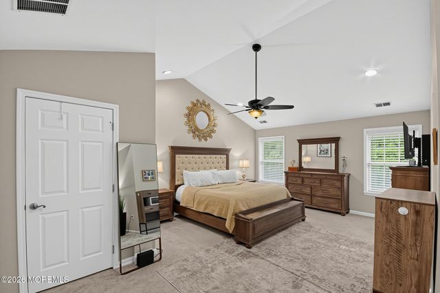 10 Santa Rosa Lane, Tinton Falls, NJ 07753