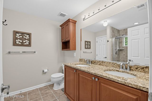 10 Santa Rosa Lane, Tinton Falls, NJ 07753