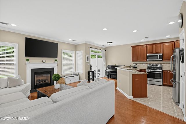 10 Santa Rosa Lane, Tinton Falls, NJ 07753