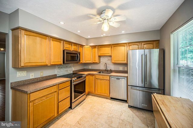 105 STAUNTON CT, Stafford, VA 22554
