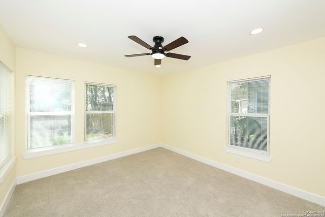1326 W Lynwood, San Antonio, TX 78201