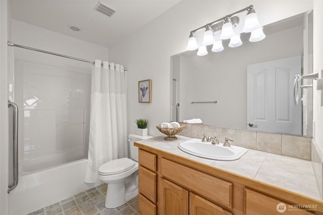 646 W Summer Breeze Lane, Sequim, WA 98382