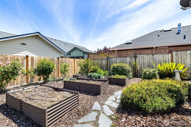 646 W Summer Breeze Lane, Sequim, WA 98382