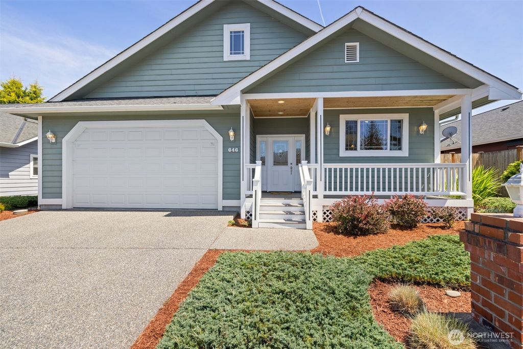 646 W Summer Breeze Lane, Sequim, WA 98382