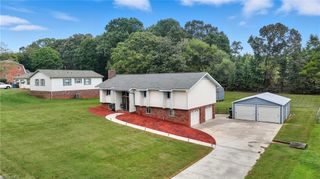 6433 Lamshire Road, Kernersville, NC 27284