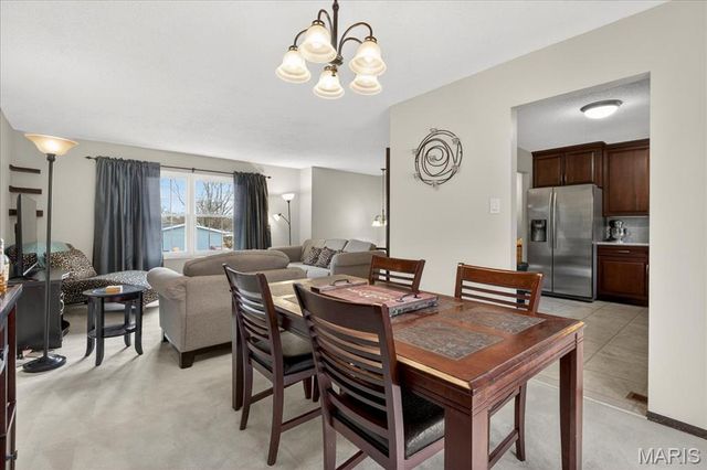 5 Gail Drive, St Peters, MO 63376