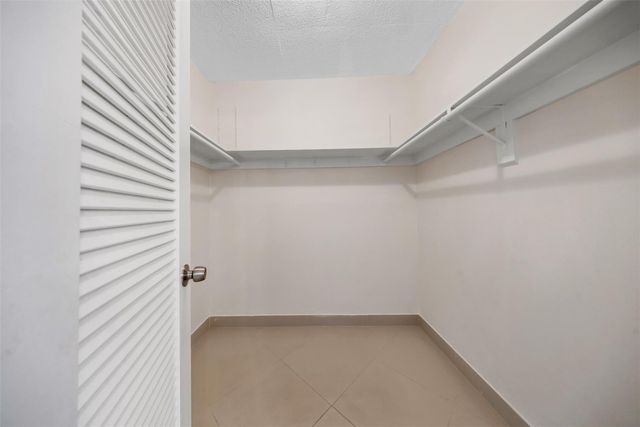 2850 N Palm Aire Drive 104, Pompano Beach, FL 33069