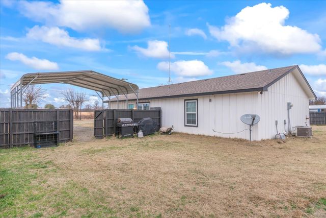 2840 Vz County Road 3211, Wills Point, TX 75169