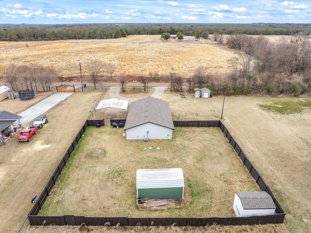 2840 Vz County Road 3211, Wills Point, TX 75169