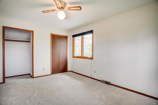 17620 19th Avenue N, Plymouth, MN 55447