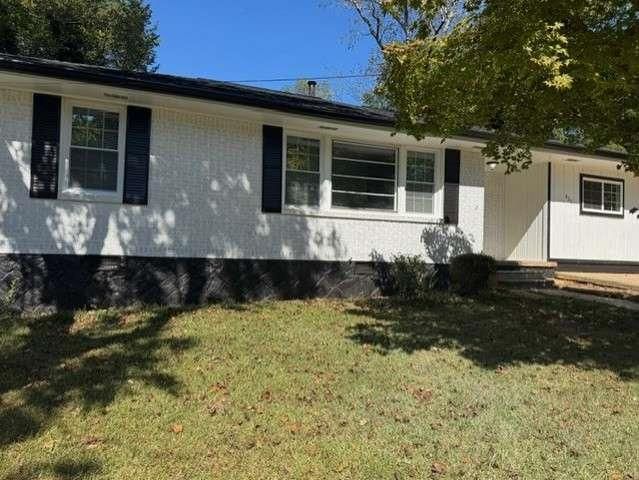 820 Pinevalley Drive, Forest Park, GA 30297