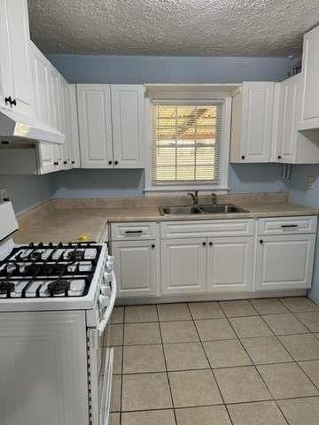 820 Pinevalley Drive, Forest Park, GA 30297