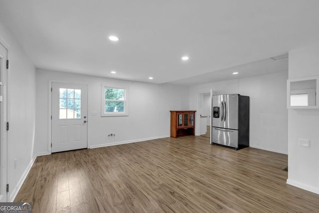 1242 Cooper Road, Snellville, GA 30078