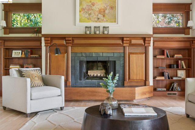 1090 Cragmont Ave, Berkeley, CA 94708