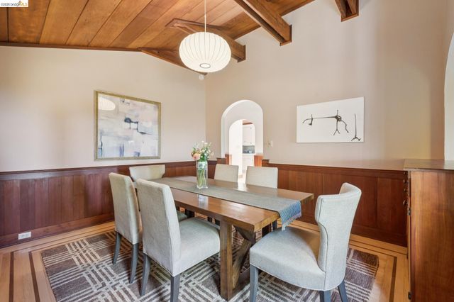 1090 Cragmont Ave, Berkeley, CA 94708