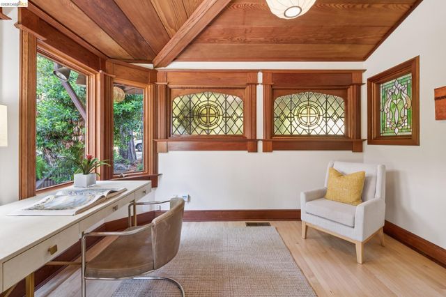 1090 Cragmont Ave, Berkeley, CA 94708