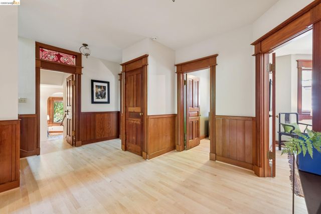 1090 Cragmont Ave, Berkeley, CA 94708