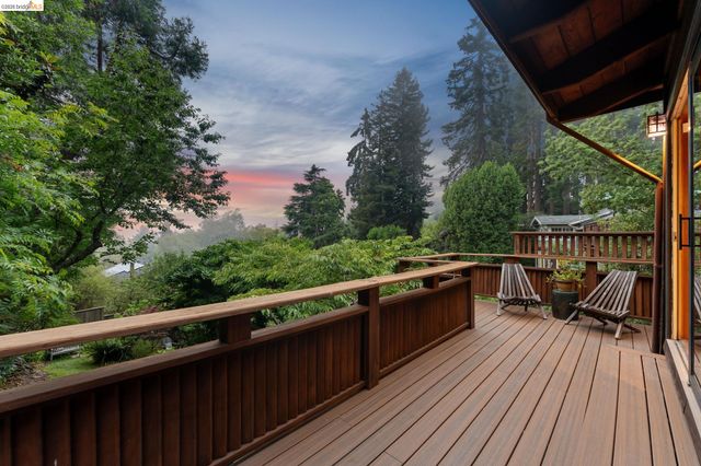 1090 Cragmont Ave, Berkeley, CA 94708