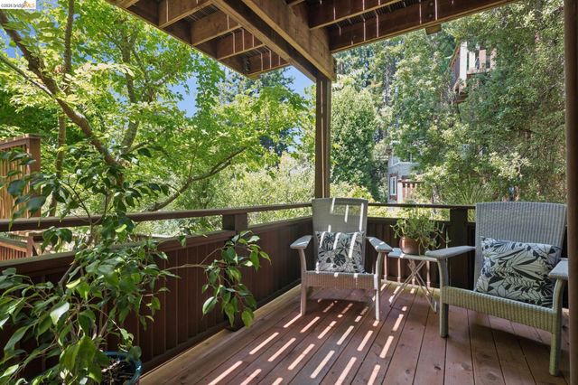 1090 Cragmont Ave, Berkeley, CA 94708