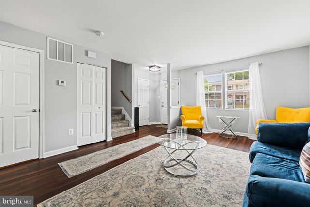 5939 APPLEGARTH PL, Capitol Heights, MD 20743