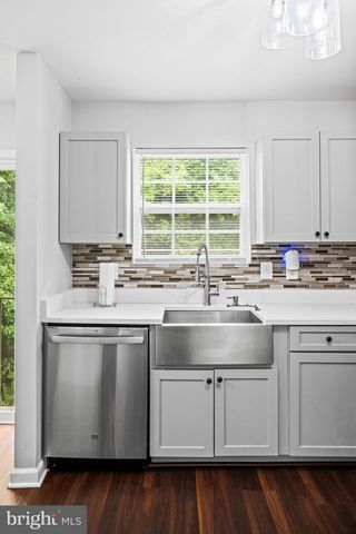 5939 APPLEGARTH PL, Capitol Heights, MD 20743